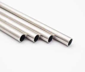 Customized Size 99.6% Pure Ti Pipe/Tube Gr1/Gr2/Gr5, Lightweight Durable, Automotive