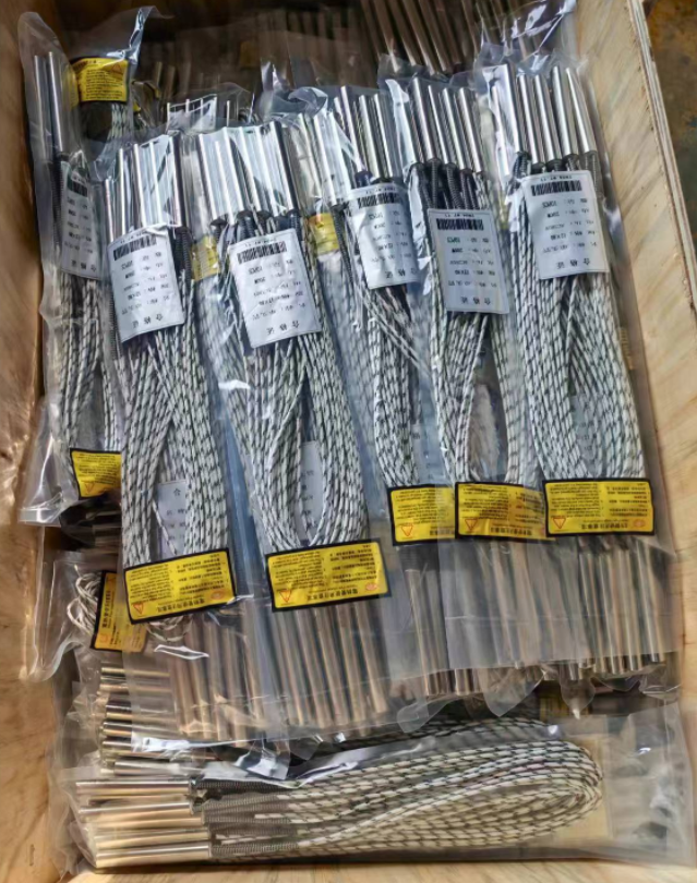 High Watt 12V 1000W Cartridge Heater With K Type Thermocouple And Screw Connection first3 sheet