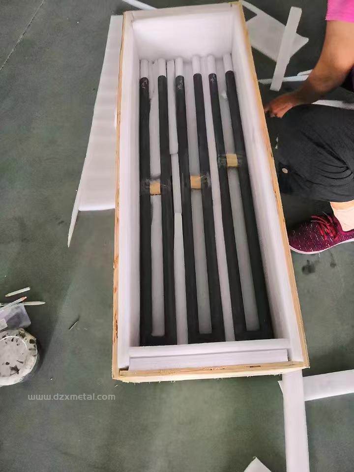 Factory Hot Sale Gun-Type Silicon Carbide Rod Used In Metallurgy, Machinery, Chemical Industry first1 sheet